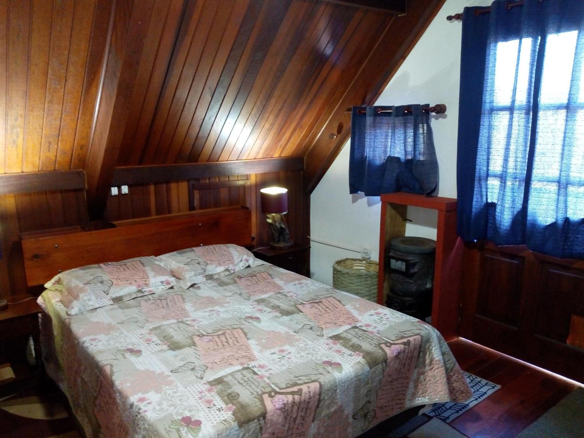 Casa Do Passarinho Appartement Campos do Jordão Buitenkant foto
